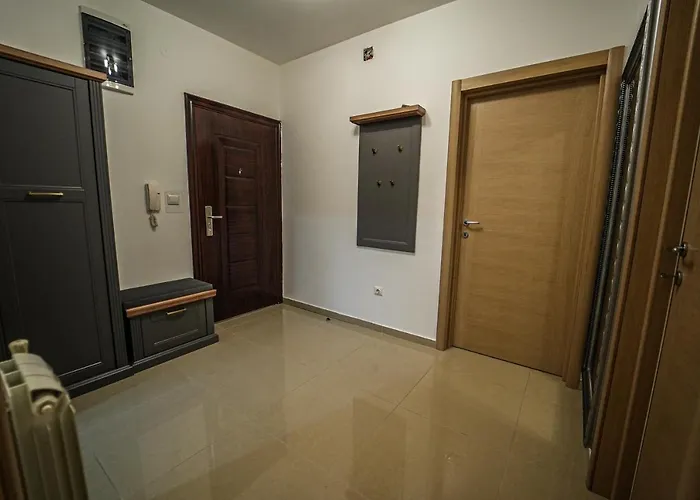 Urban Grey Sremska Mitrovica